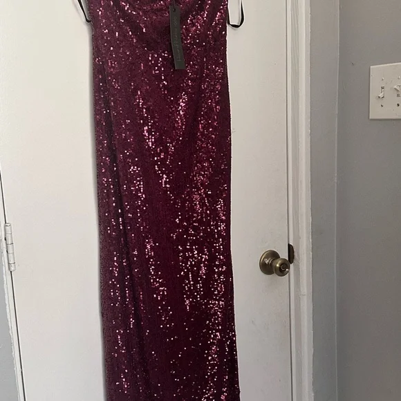 House of Harlow 1960 Red Sequin Strapless Bodycon Dress - Picture 2 of 8